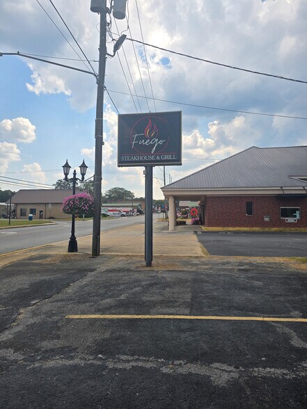 69169 Main St, Blountsville, AL à vendre - Photo du bâtiment - Image 2 de 12