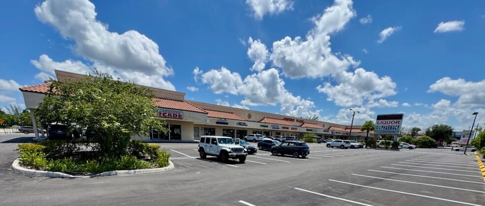 5750-5784 Okeechobee Blvd, West Palm Beach, FL for lease - Building Photo - Image 2 of 13