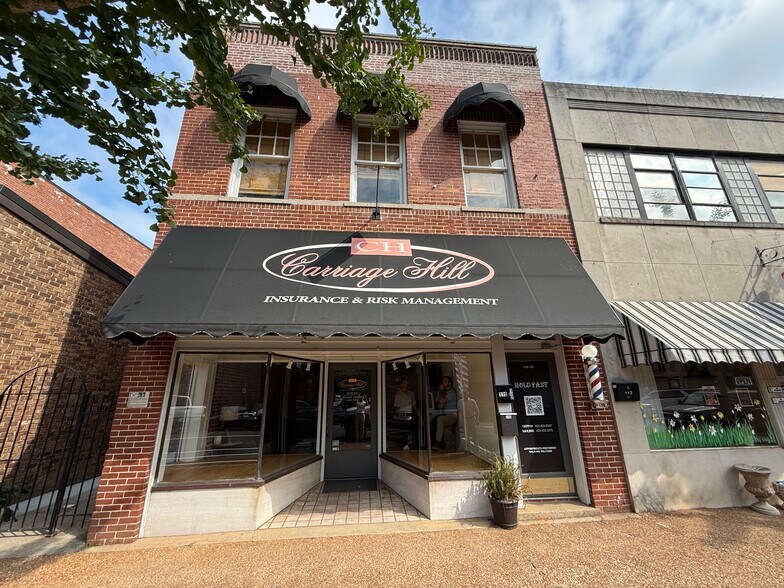 110 E Washington Ave, Athens, TN à vendre - Photo du bâtiment - Image 3 de 17