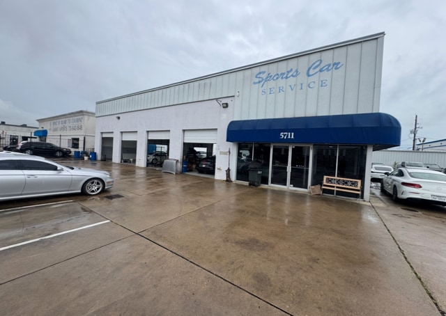 5711 Star Ln, Houston, TX for lease - Building Photo - Image 2 of 38