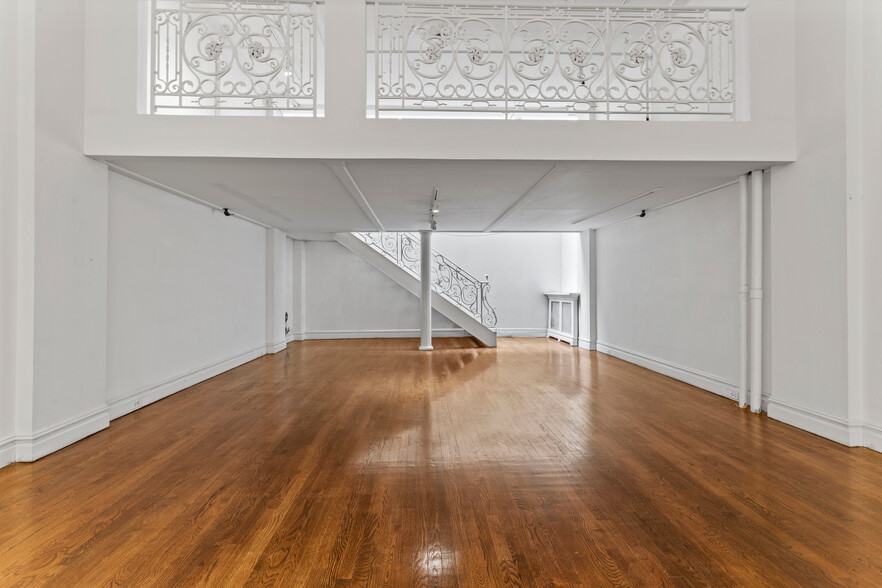 58 E 11th St, New York, NY for lease - Interior Photo - Image 2 of 4