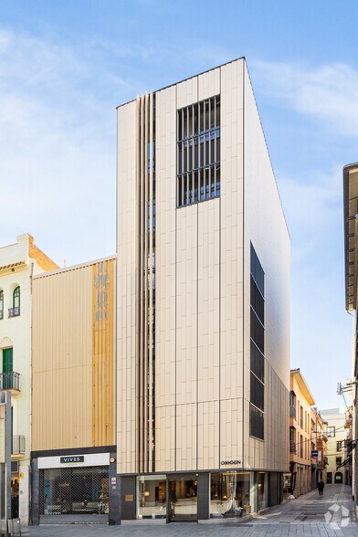 Retail in Granollers, Barcelona for lease - Building Photo - Image 3 of 3