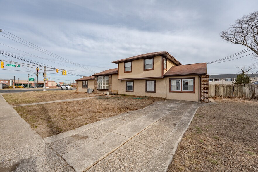 98 New Rd, Somers Point, NJ à vendre - Photo du bâtiment - Image 3 de 63