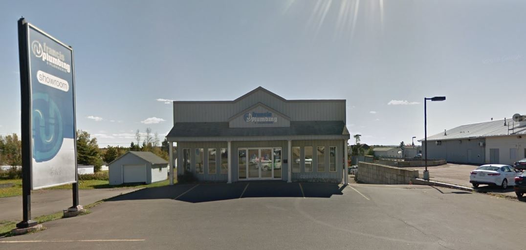 616 Champlain St, Dieppe, NB for sale Primary Photo- Image 1 of 1