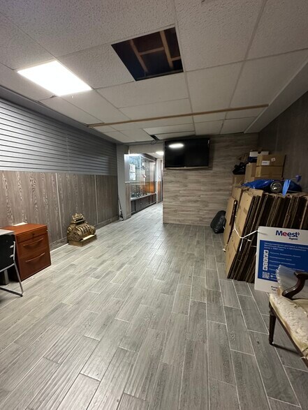 3070 Brighton 1st St, Brooklyn, NY à louer - Photo intérieure - Image 3 de 7