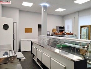 Retail in Arganda del Rey, Madrid for lease Interior Photo- Image 2 of 8