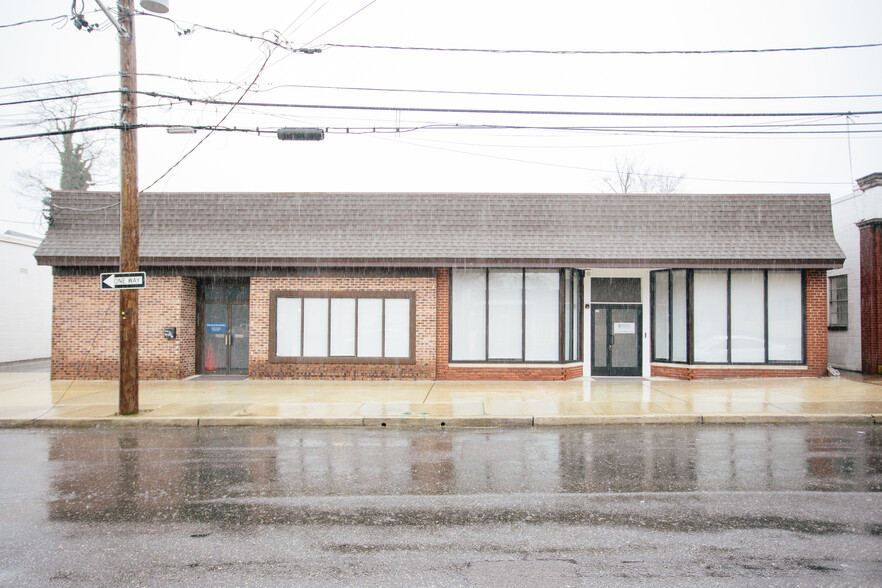 19-21 E Centre St, Woodbury, NJ for sale - Building Photo - Image 1 of 8