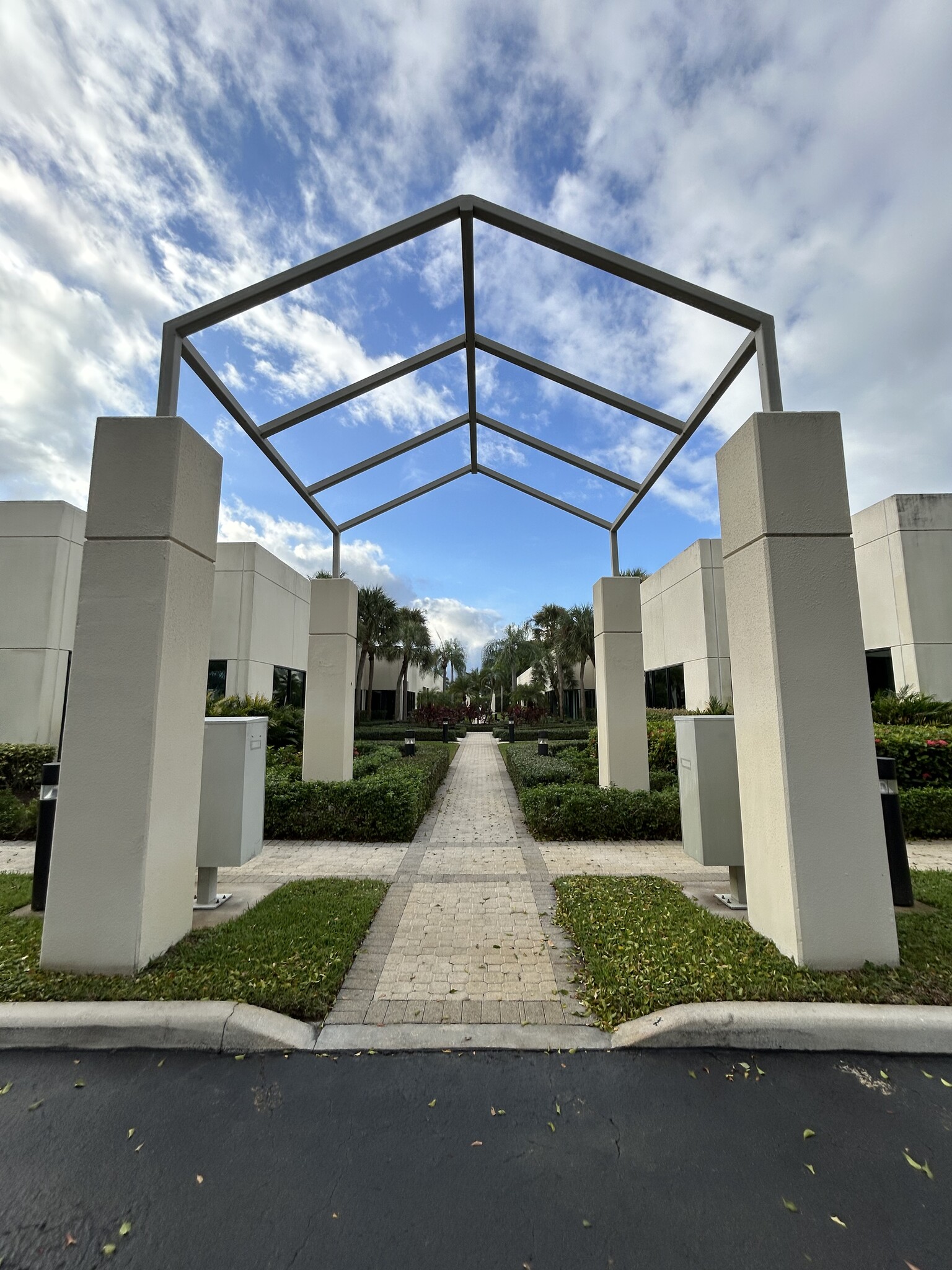 902 Clint Moore Rd, Boca Raton, FL for lease Building Photo- Image 1 of 11