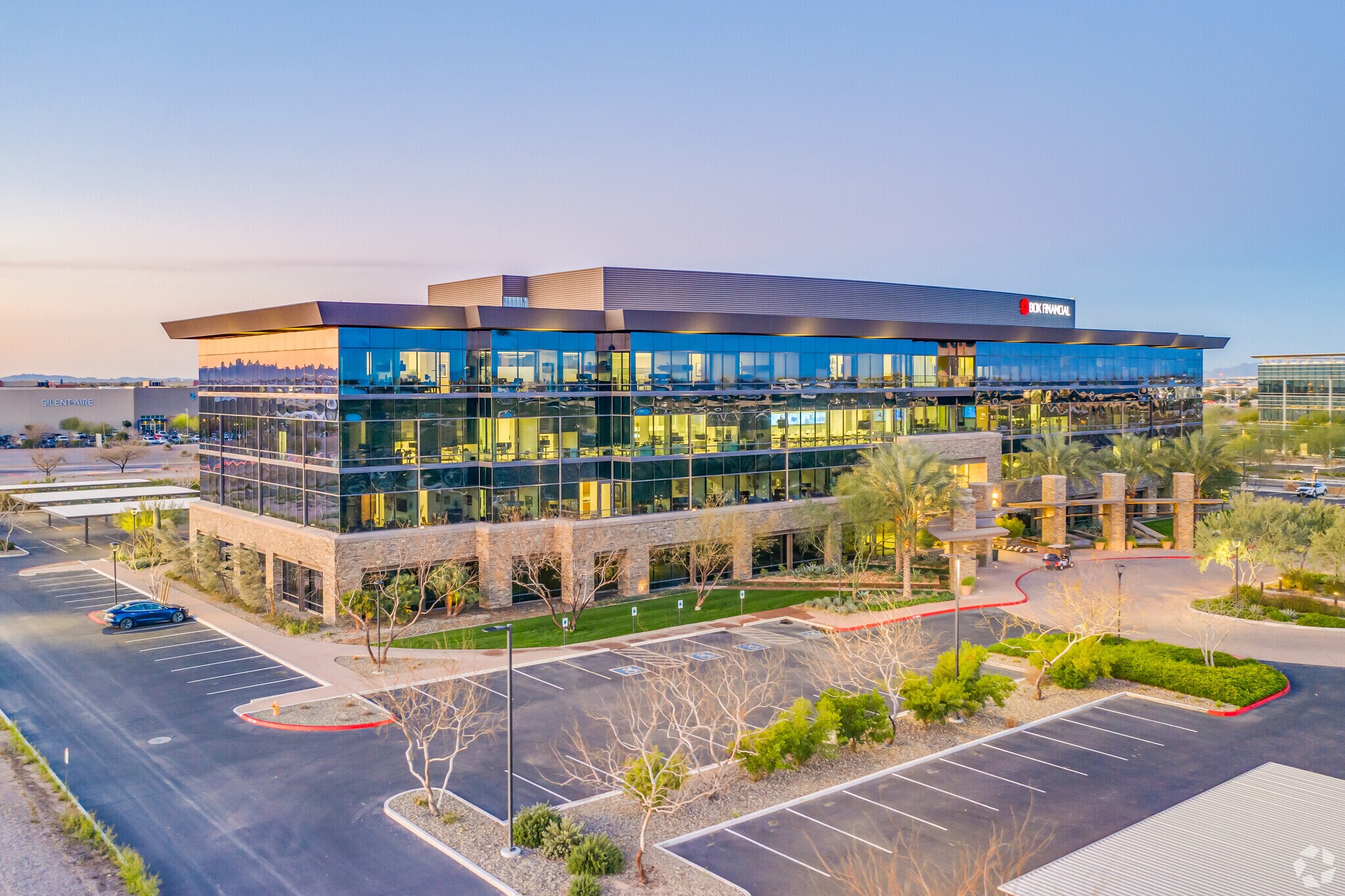 275 E Rivulon Blvd, Gilbert, AZ à louer Photo du bâtiment- Image 1 de 16