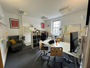 22 Windsor Pl, Cardiff for lease Interior Photo- Image 1 of 15