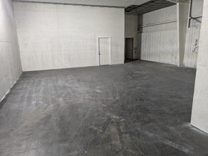 177 Dunn Creek Bnd, Flat Rock, NC for lease Interior Photo- Image 1 of 8