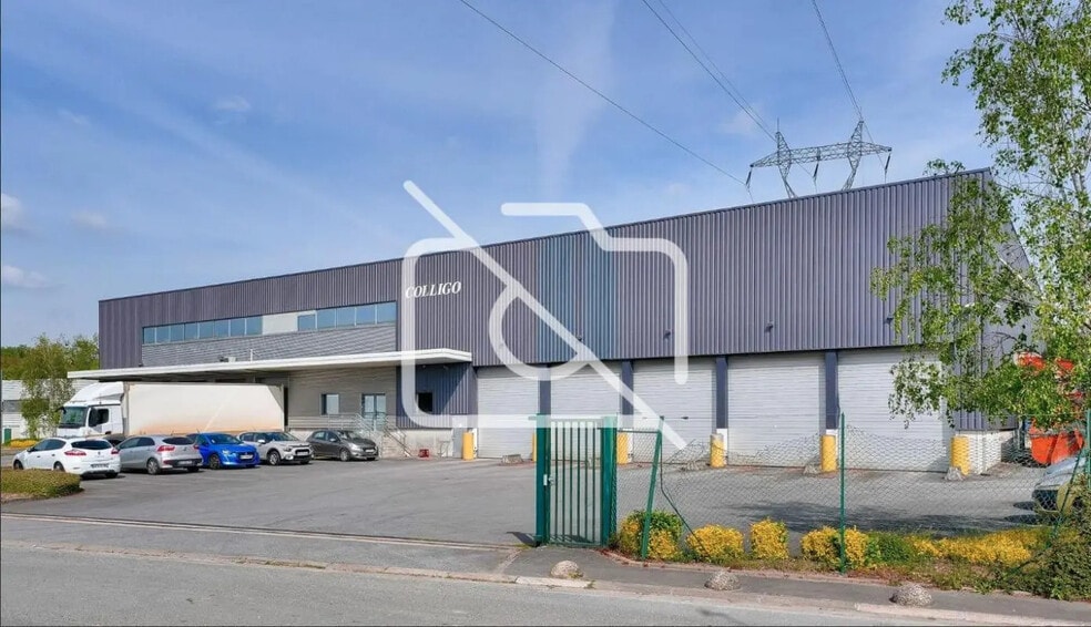 Office in Villeparisis for lease - Building Photo - Image 2 of 14