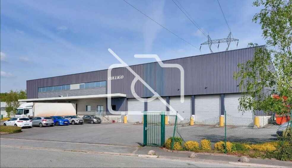 Bureau dans Villeparisis à louer - Photo du bâtiment - Image 2 de 14