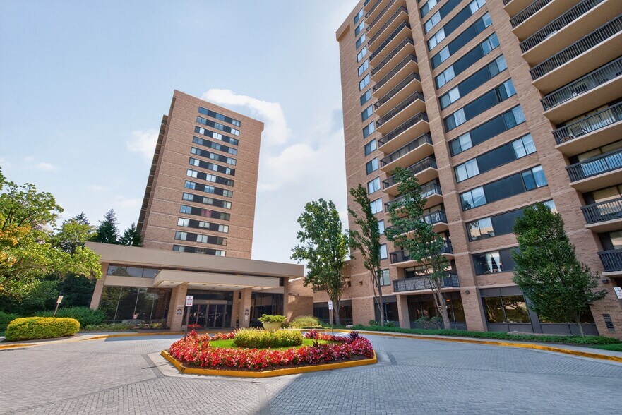 3713 S George Mason Dr, Falls Church, VA à vendre - Photo du bâtiment - Image 3 de 3