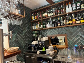 Retail in Toledo, Toledo for lease Interior Photo- Image 2 of 6