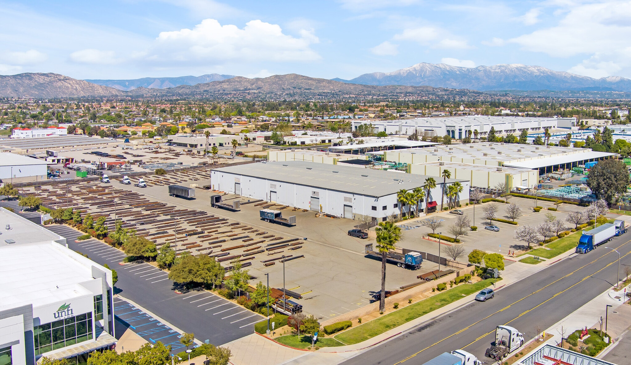 22360 Goldencrest Dr, Moreno Valley, CA for lease Building Photo- Image 1 of 4