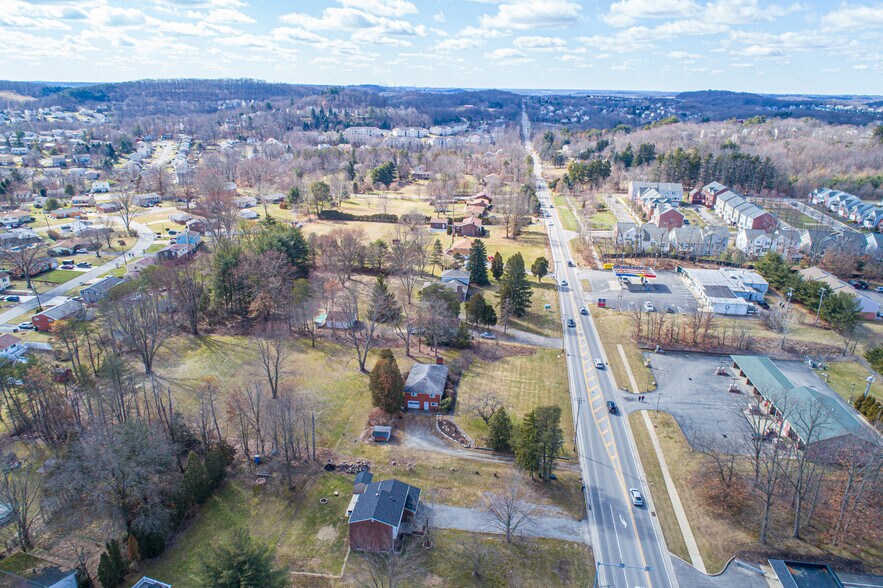 1164 Freedom Rd, Cranberry Township, PA à vendre - Photo du bâtiment - Image 2 de 3