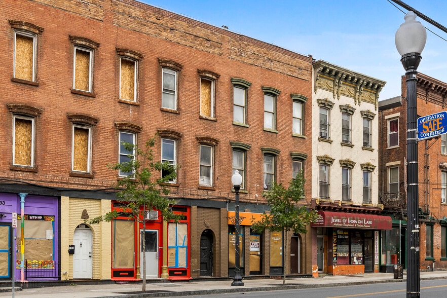 189 Lark St, Albany, NY for lease - Building Photo - Image 3 of 5