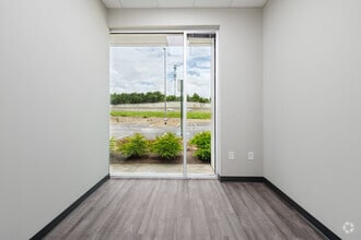 2975 Breckinridge Blvd, Duluth, GA for lease Interior Photo- Image 1 of 4