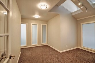 75 Manhattan Dr, Boulder, CO à louer Photo intérieure- Image 1 de 2