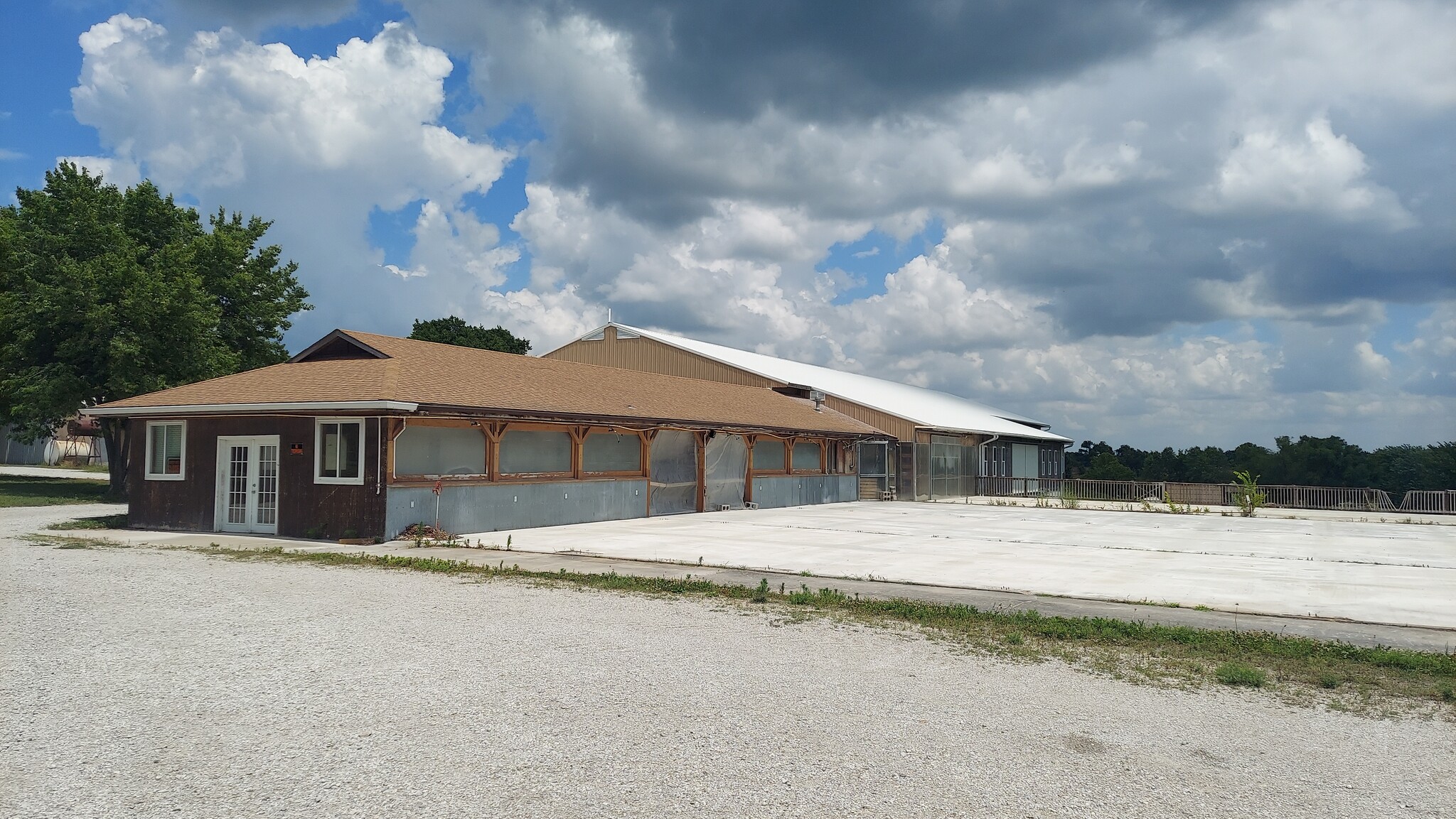 264 E 2100th Rd, Wellsville, KS for lease Building Photo- Image 1 of 19