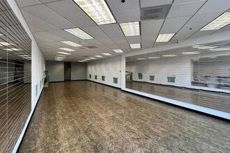 1260-1410 W 6th St, The Dalles, OR for lease Interior Photo- Image 2 of 8