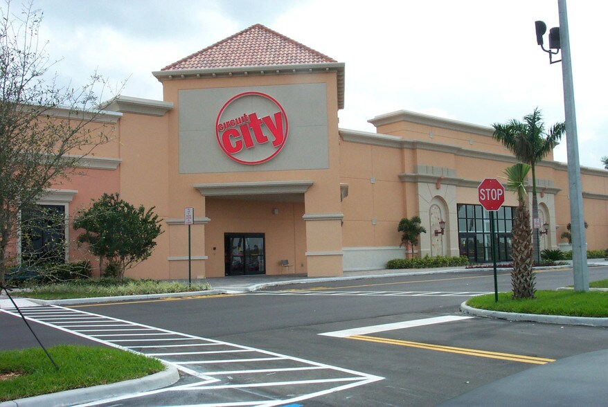10500-10590 Forest Hill Blvd, Wellington, FL à louer - Photo du bâtiment - Image 1 de 7