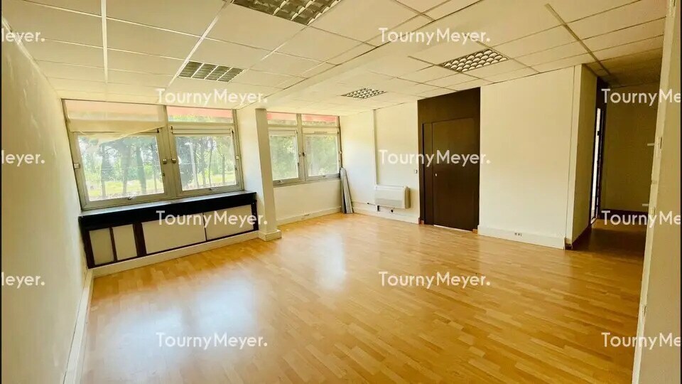 Office in Lattes for lease - Interior Photo - Image 1 of 3