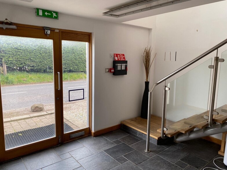 2 Cupar Rd, Cupar for sale - Interior Photo - Image 3 of 7