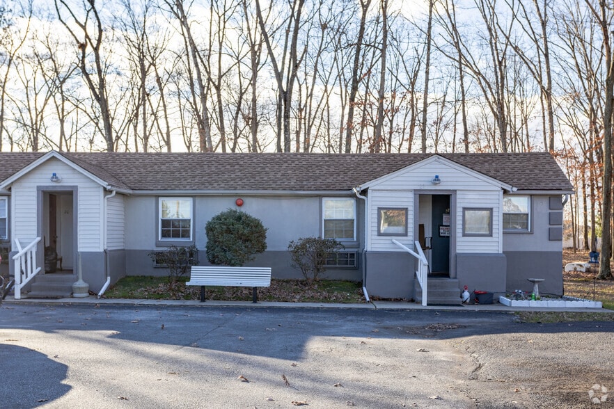 899 Corkery Ln, Williamstown, NJ for sale - Building Photo - Image 2 of 25