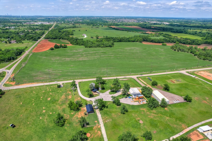 000 N Porter Ave, Norman, OK à vendre - Photo du bâtiment - Image 2 de 3