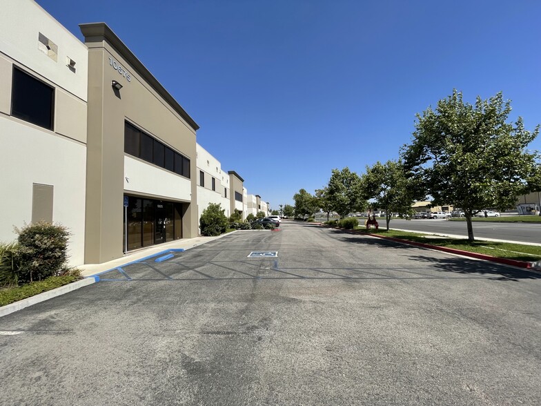 10675 San Sevaine Way, Jurupa Valley, CA for lease - Building Photo - Image 3 of 5