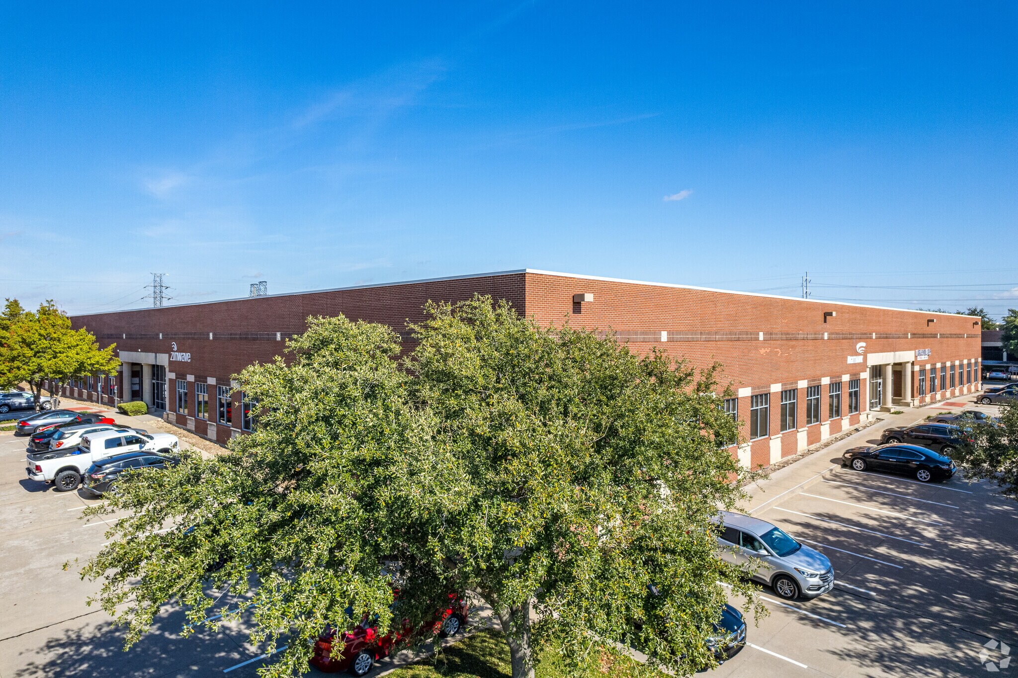 2304 Tarpley Rd, Carrollton, TX à louer Photo du bâtiment- Image 1 de 7