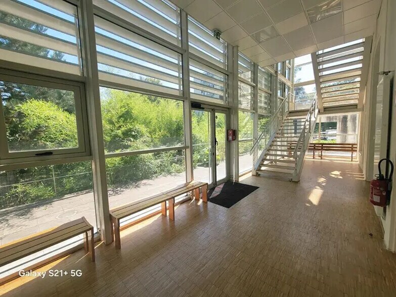 Bureau dans Nogent-sur-Oise à louer - Photo intérieure - Image 2 de 6