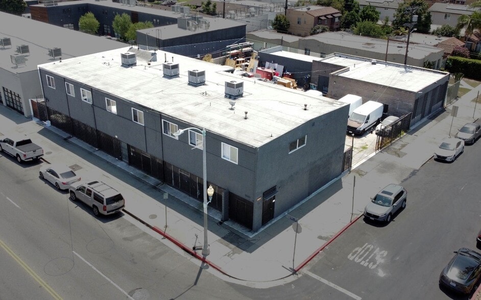 3318 W Jefferson Blvd, Los Angeles, CA for sale - Building Photo - Image 1 of 11
