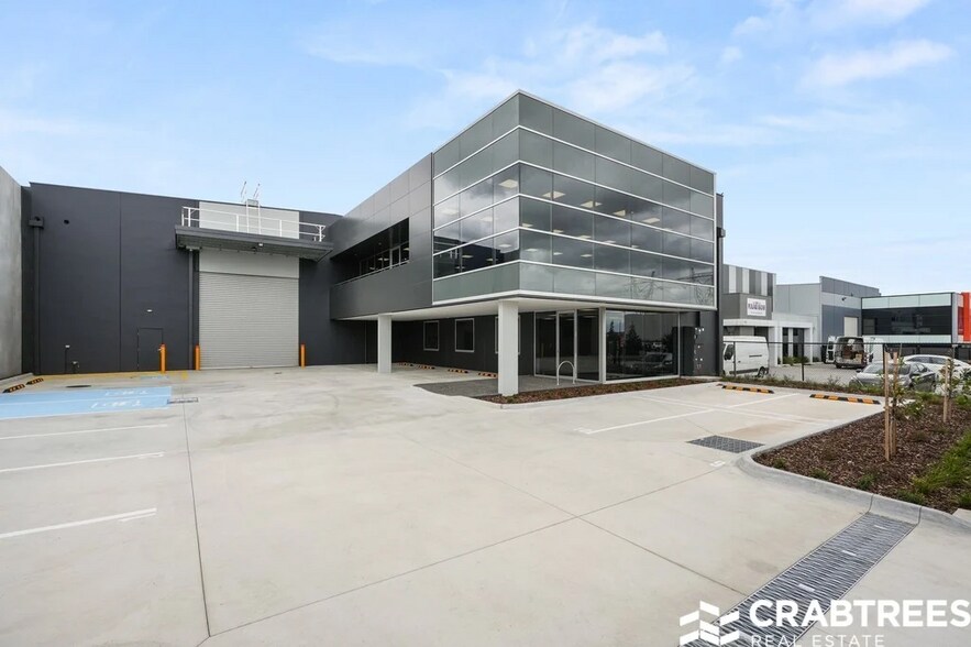 48 Palladium Cct, Clyde North for lease - Primary Photo - Image 1 of 2