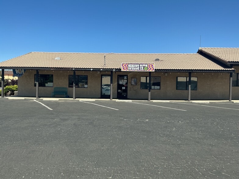 20418 Brian Way, Tehachapi, CA for lease - Building Photo - Image 2 of 3