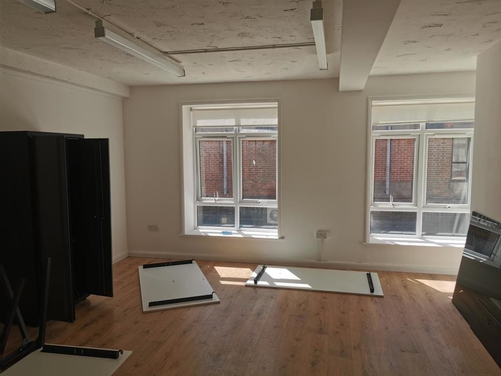 Main Cross Rd, Great Yarmouth for lease Interior Photo- Image 1 of 4