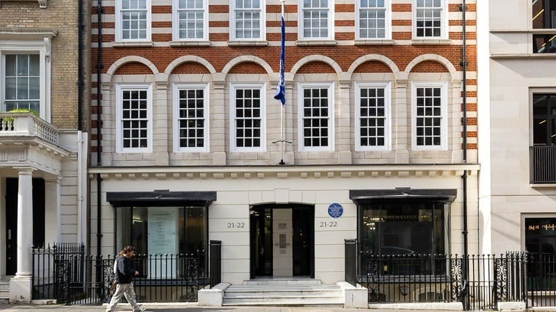 21-22 Grosvenor St, Londres à louer Photo du bâtiment- Image 1 de 11