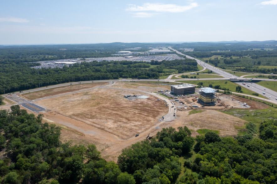 Golden Bear Pkwy & I-40, Mount Juliet, TN for sale - Aerial - Image 1 of 18