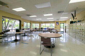 107 Woodmere Rd, Folsom, CA for lease Interior Photo- Image 2 of 2