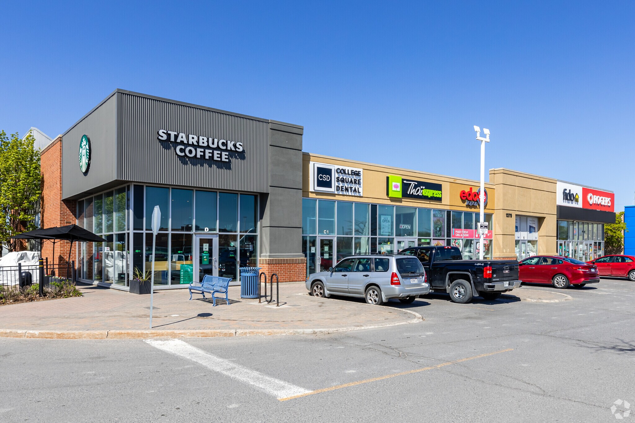 1379 Woodroffe Ave, Ottawa, ON à vendre Photo du bâtiment- Image 1 de 1