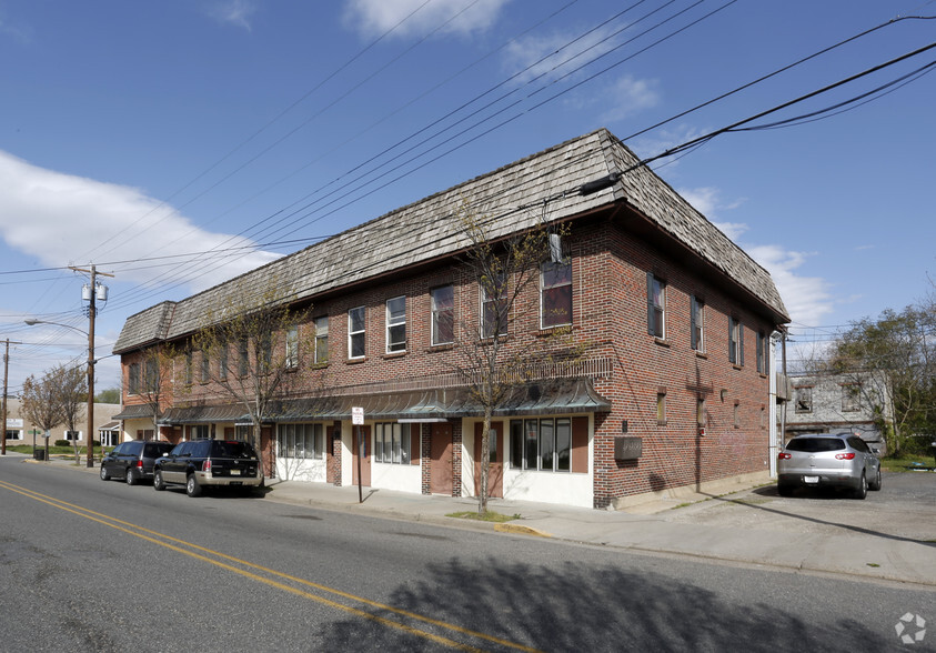 79 S Broad St, Penns Grove, NJ à vendre - Photo principale - Image 1 de 1