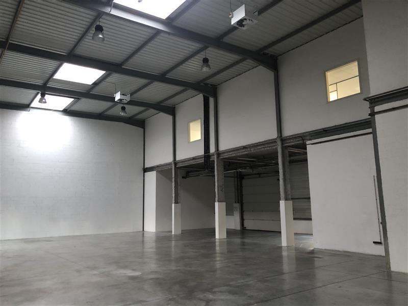Flex in Élancourt for lease Interior Photo- Image 1 of 5
