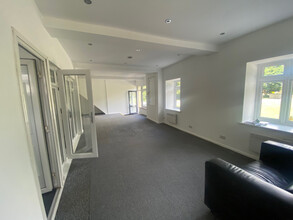 7 Brick St, Dudley for lease Interior Photo- Image 1 of 4