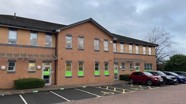 1-3 The Courtyard, Timothys Bridge Rd, Binton à louer - Photo du bâtiment - Image 2 de 6