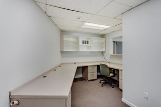 4701 Randolph Rd, Rockville, MD à louer Photo intérieure- Image 1 de 11