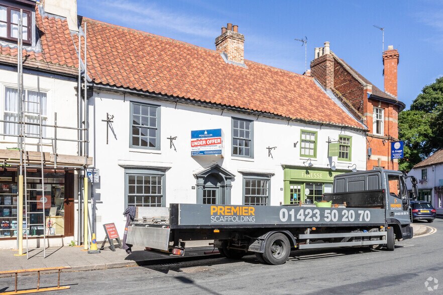 47-49 High St, Boroughbridge à louer - Photo du bâtiment - Image 2 de 3