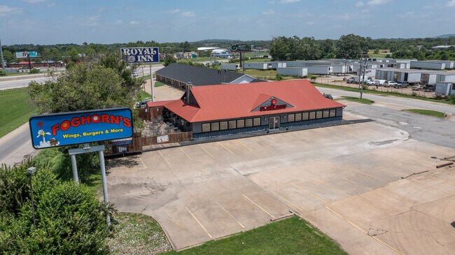 Plus de détails pour 1100 S 48th Pl, Springdale, AR - Commerce de détail à louer