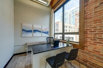 720 N Franklin St, Chicago, IL à louer Photo intérieure- Image 2 de 8